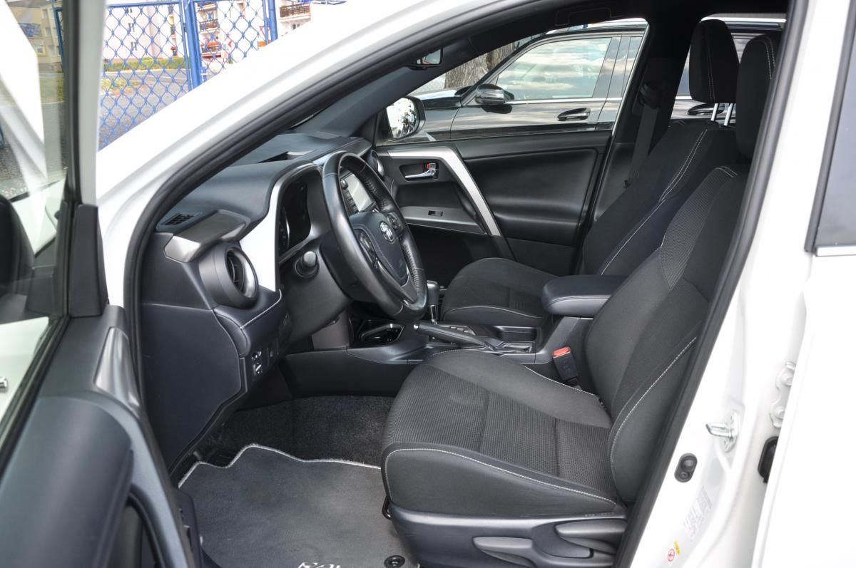 Toyota Rav4, 2.5HSD 114kW - fotka 6