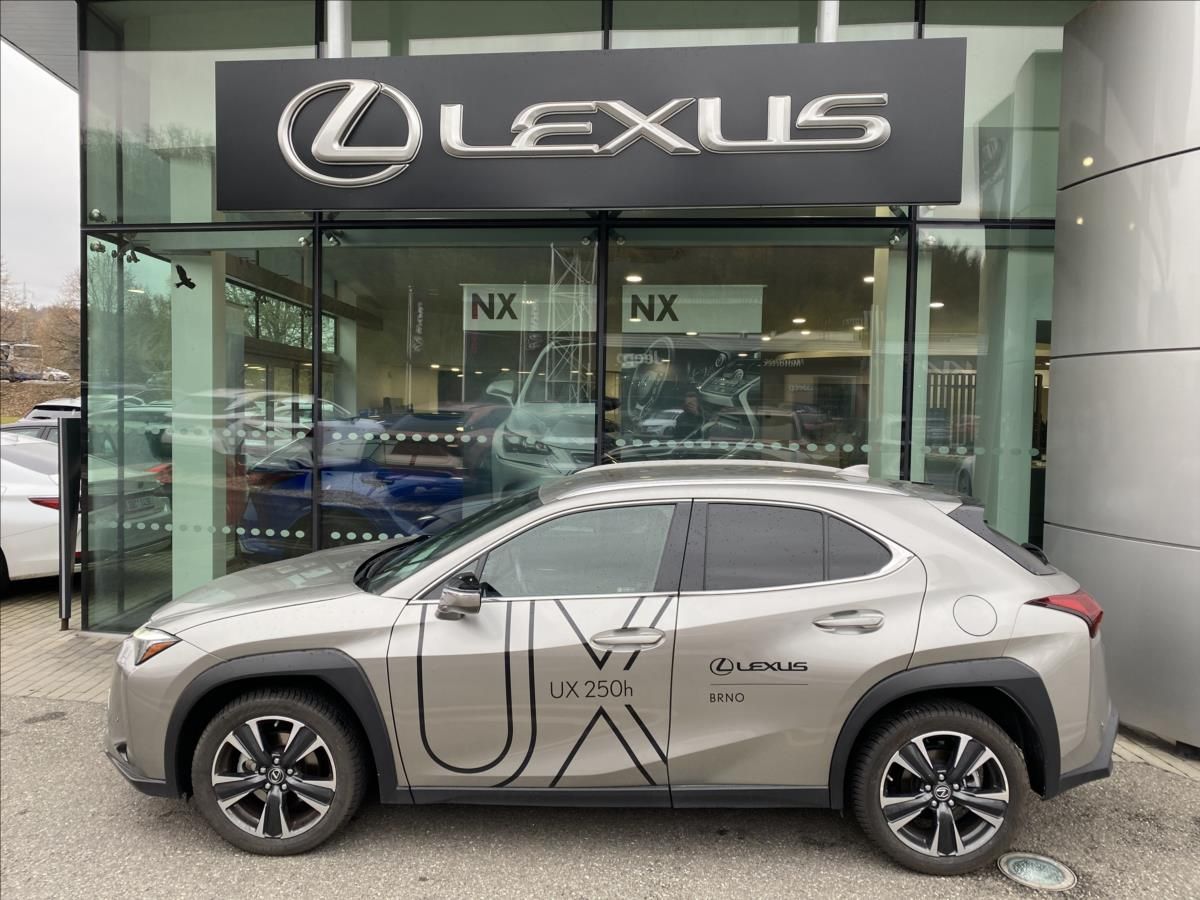 Lexus UX 250h, 2,0   Prestige - fotka 2