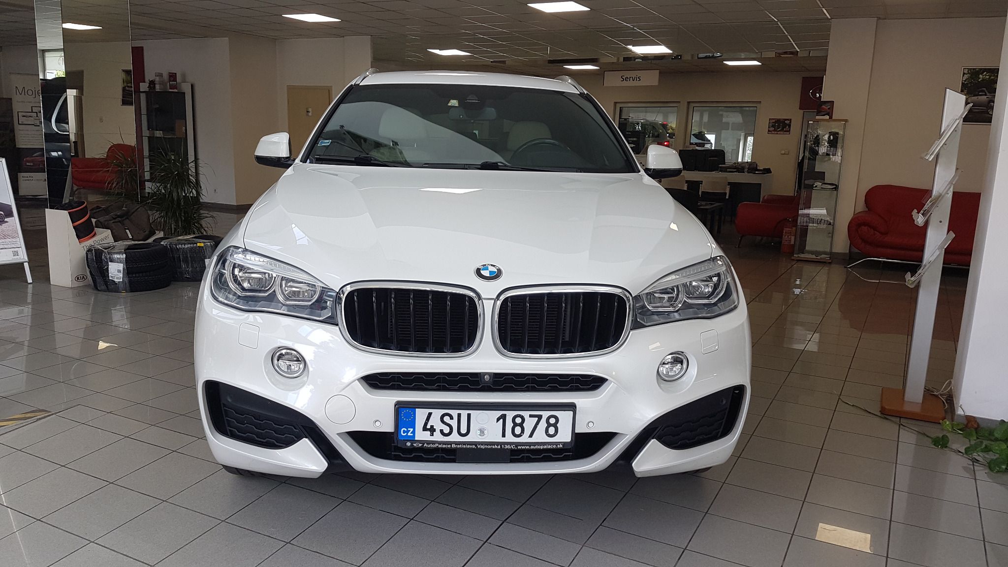 BMW X6, xDrive  30d - nez.topení - fotka 2