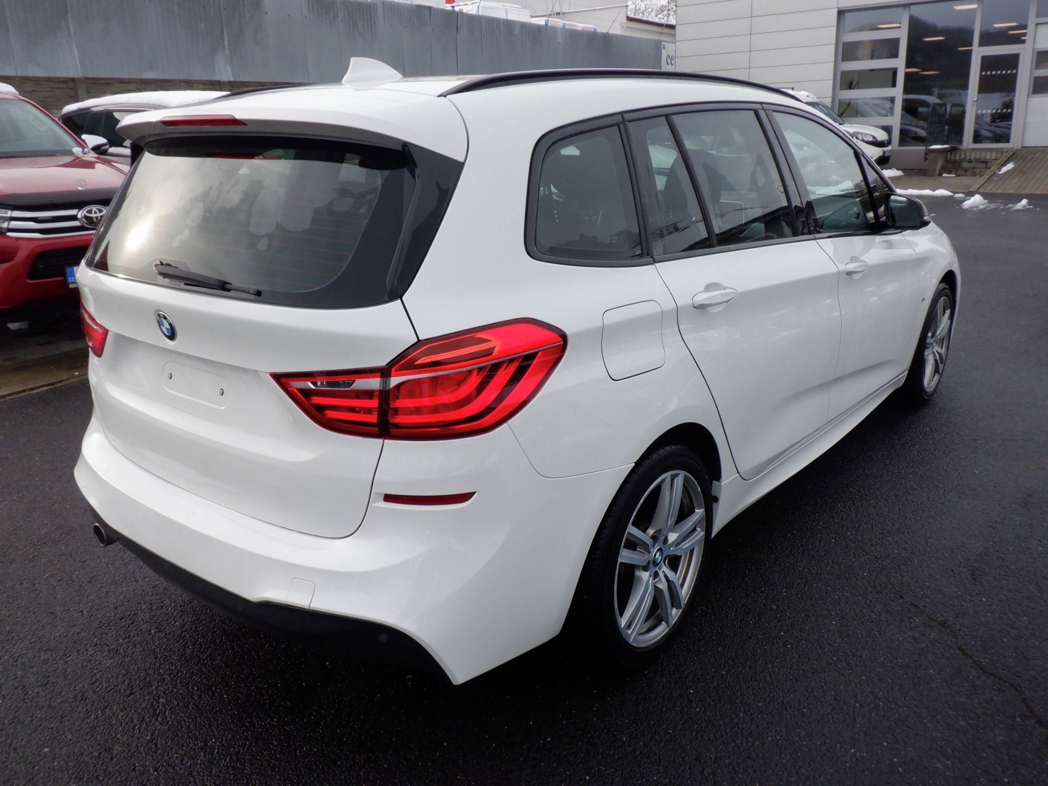 BMW Řada 2, 1.5 216d M Sport Gran Tourer - fotka 5