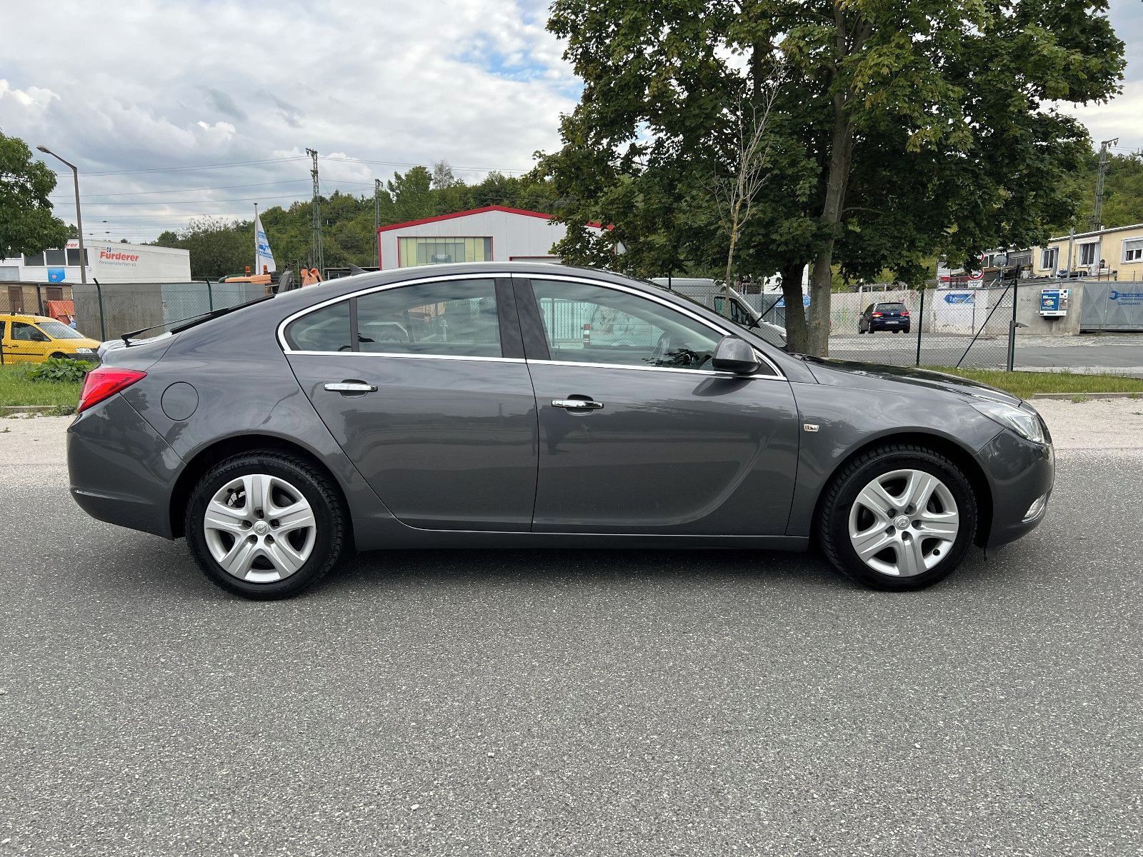 Opel Insignia, najeto 144500 km, - fotka 4