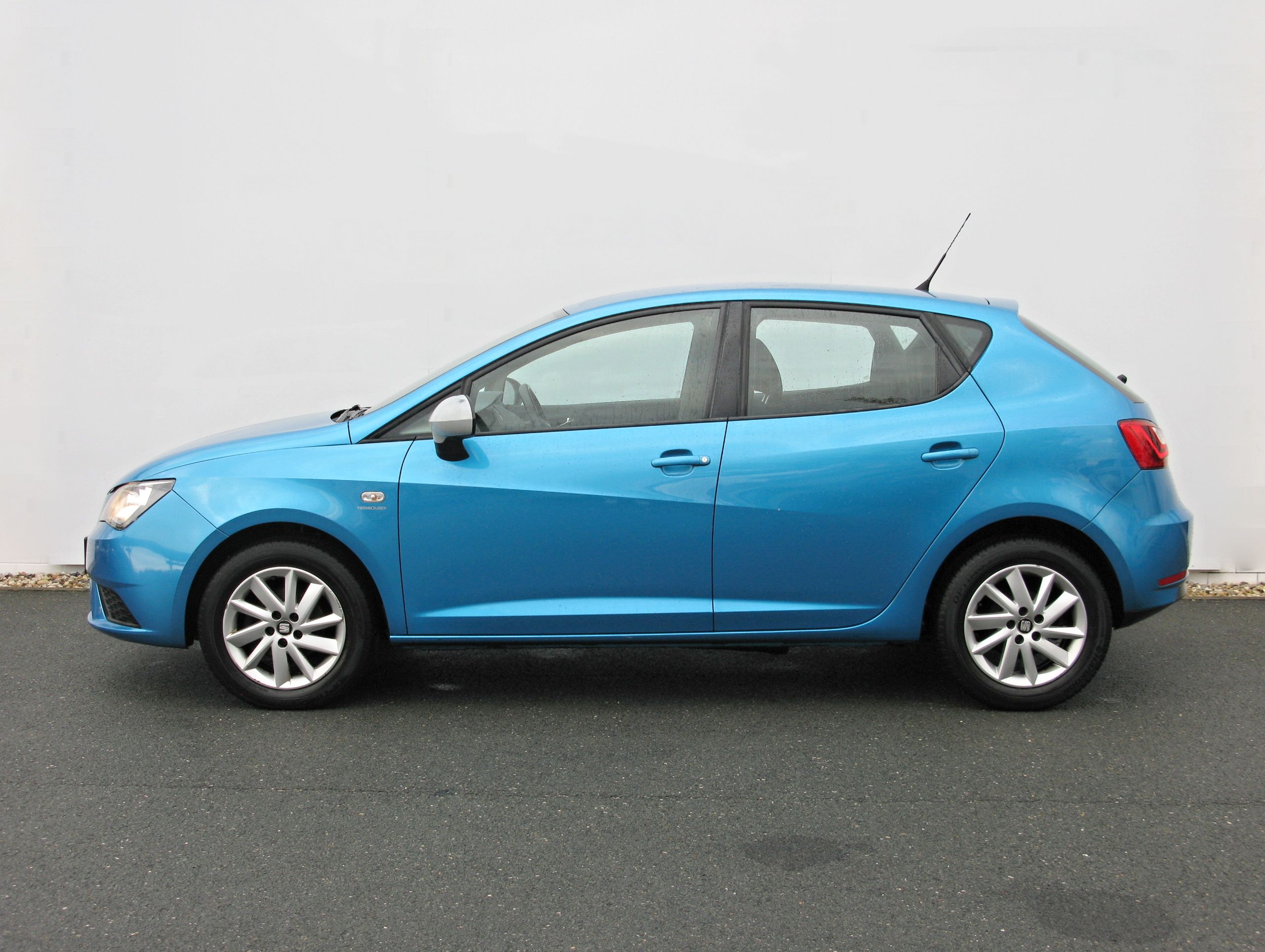 Seat Ibiza, Style 1.2 TSI 77 kW - fotka 6