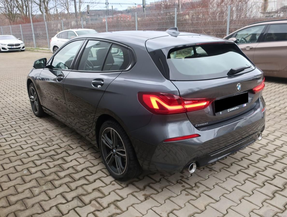 BMW Řada 1, 118d Sport Line - fotka 6