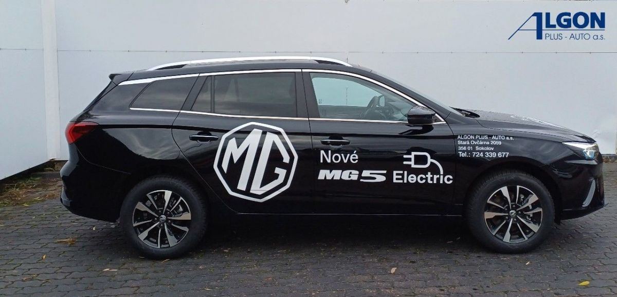 MG MG5, Excite 115kW 61,1 kWh 2WD - fotka 4
