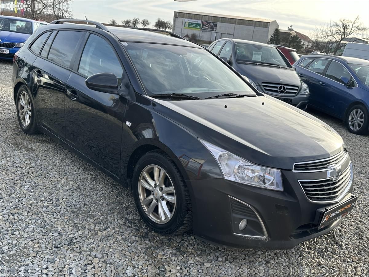 Chevrolet Cruze, 1,7 6KVALT DIGIKLIMA +SADA ALU - fotka 3