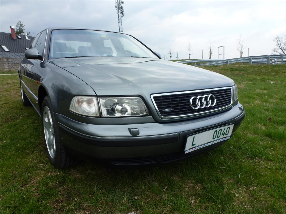Audi A8, 4,2 V8 Quattro 4x4 AUTOMAT - fotka 5