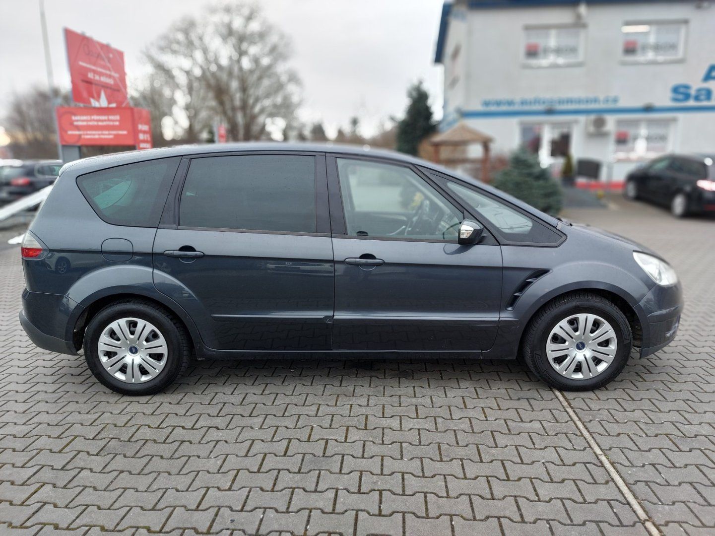 Ford S-MAX, 2,0 TDCi 103kW*7-MÍST*AUTO A/C - fotka 4