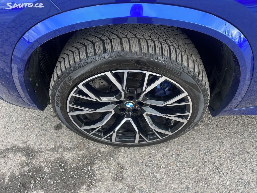BMW X5, fotka 10