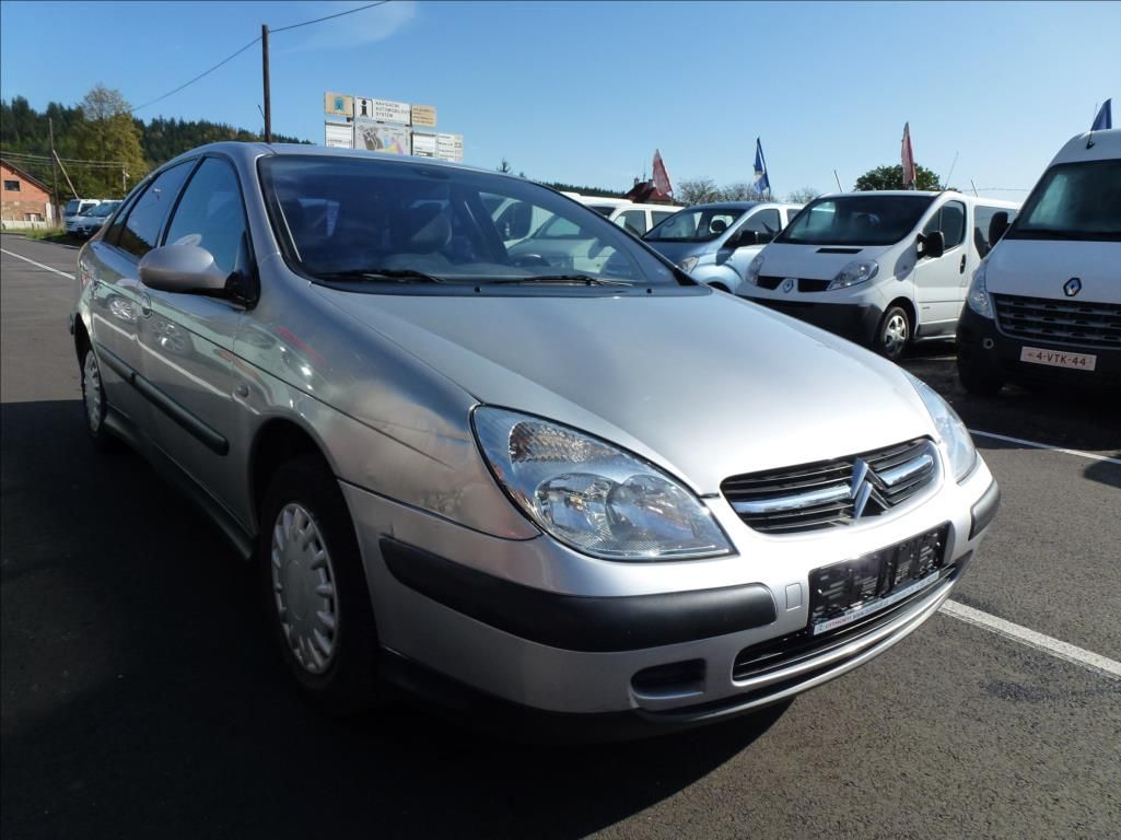 Citroën C5, 2,0   16V X - fotka 4