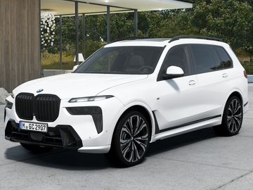 40d xDRIVE Msport - SKLADEM