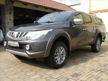 Mitsubishi L 200, 2,4 INSTYLE  DI-D 4WD DOUBLE C