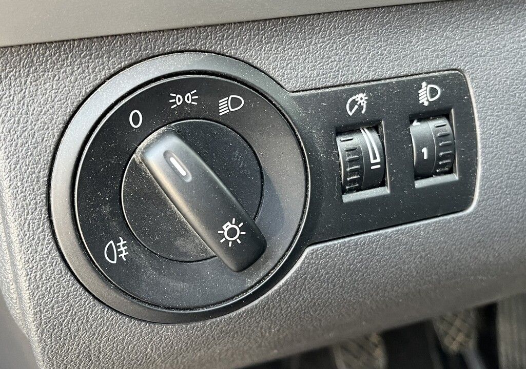 Volkswagen Touran, Trendline 1.6 TDI 77 kW - fotka 6