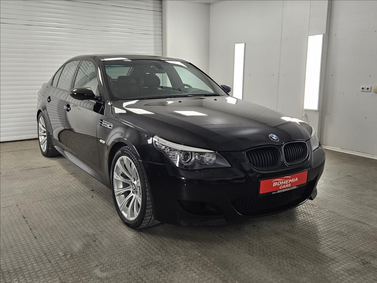 BMW M5, 5,0 M5  e60 V10 SERVIS