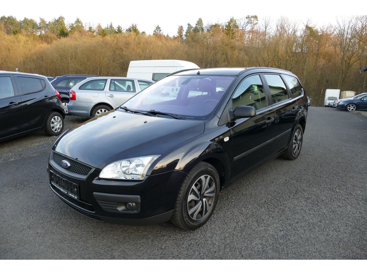 Ford Focus, 1,6 74KW DIGI-KLIMA - fotka 4