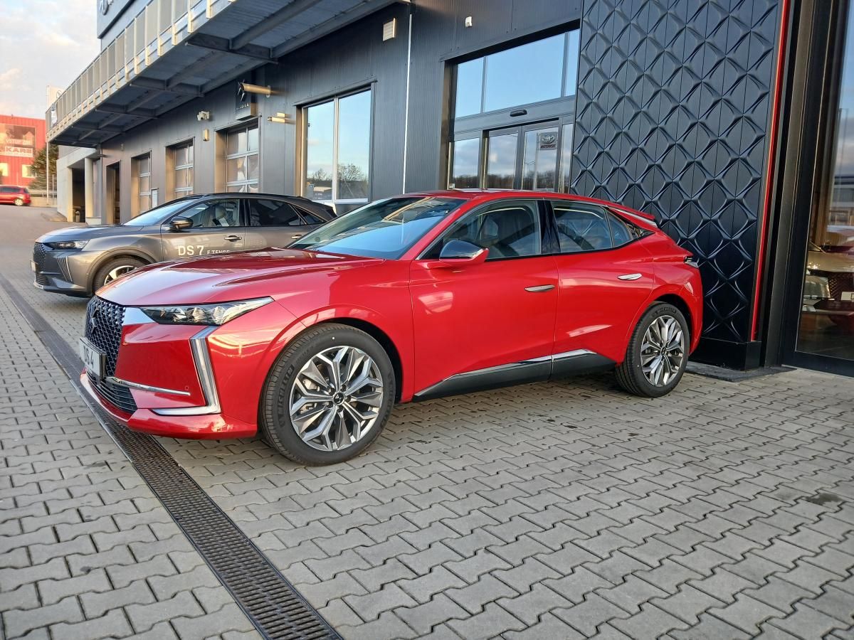 DS 4, TROCADERO
