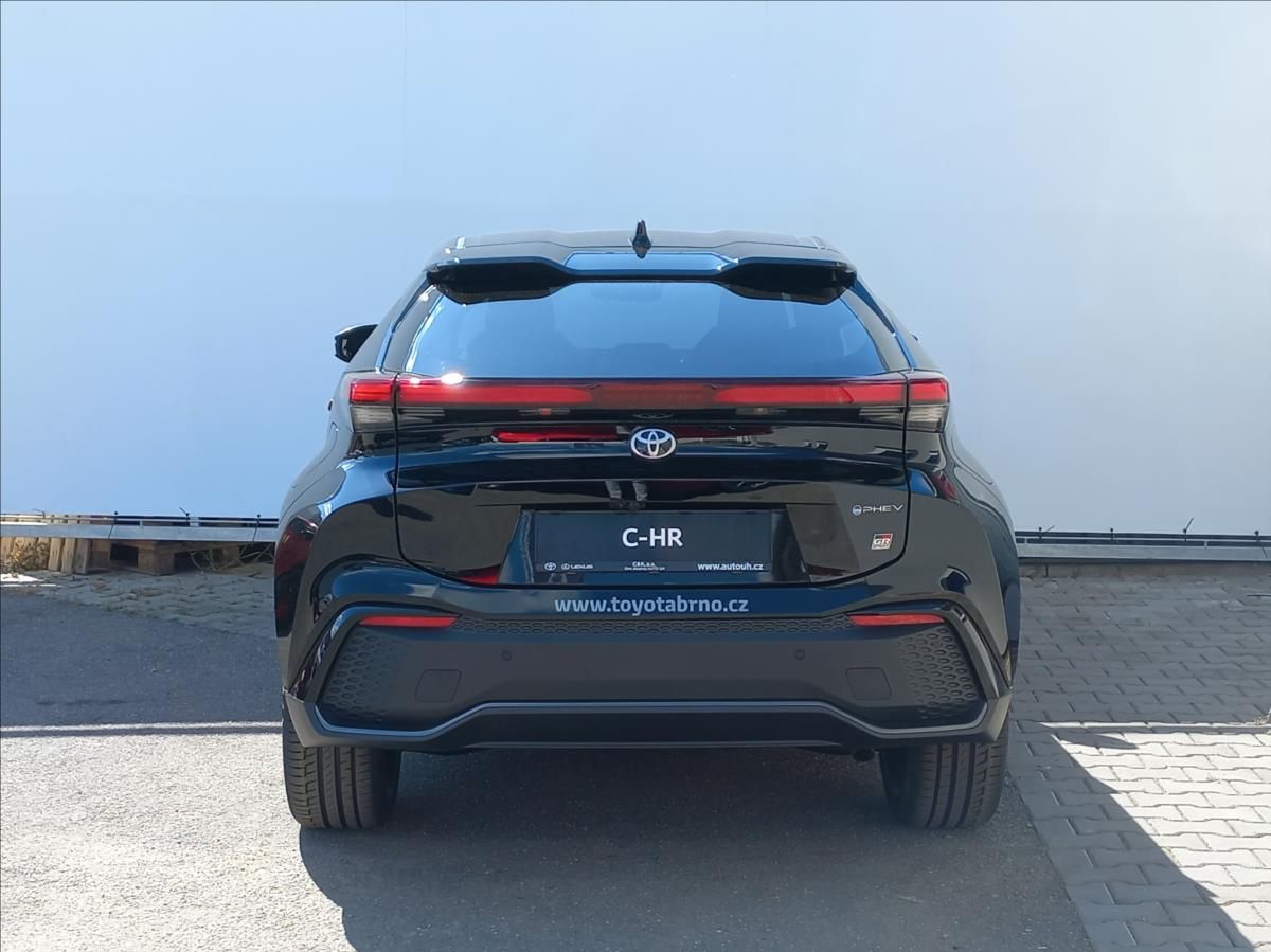 Toyota C-HR, 2,0 Plug-in Hybrid  e-CVT 223k - fotka 6