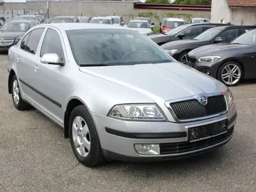 Škoda Octavia, 1.6 FSi, Elegance, výhřev