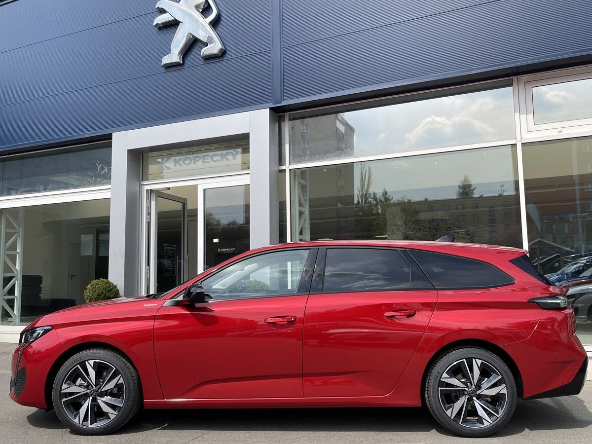 Peugeot 308, SW ALLURE 1.5 BHDi 130k EAT8 - fotka 3