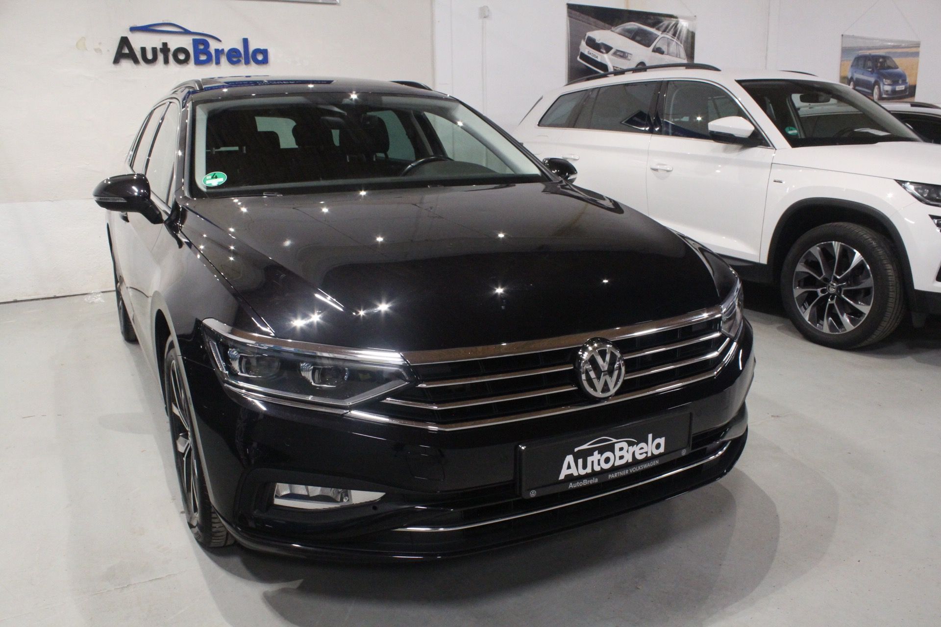 Volkswagen Passat, 2.0TDI DSG Info display Matrix - fotka 2