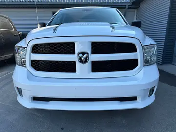 Dodge Ram 1500, 5.7L Classic Long Bed Tradesma