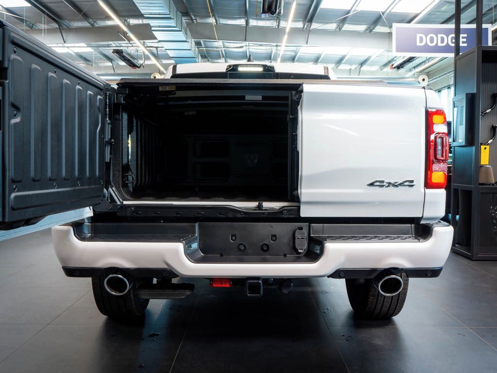 Dodge Ram, 5.7 Longhorn Rambox Multi-tail - fotka 5