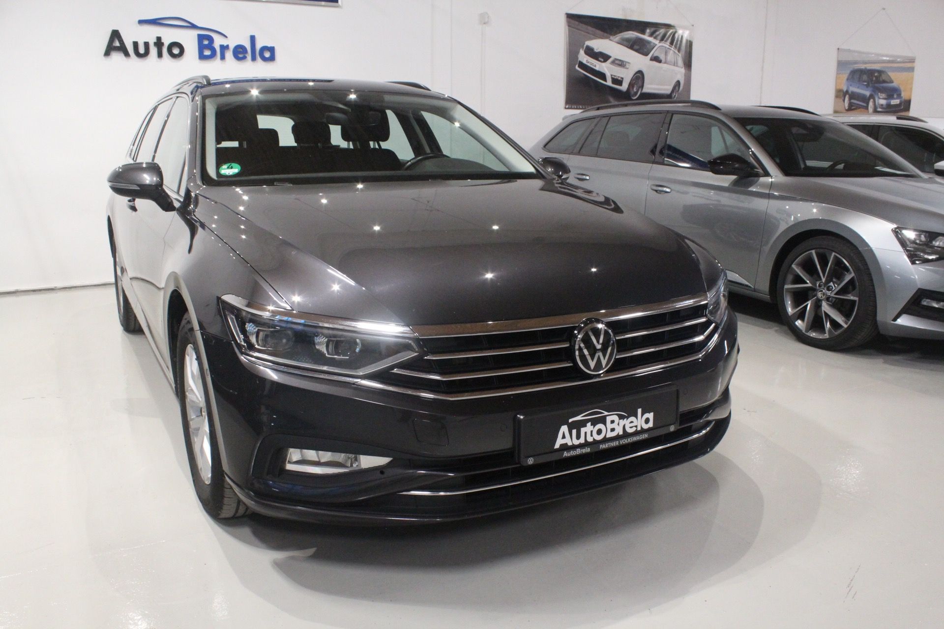 Volkswagen Passat, 2.0TDI DSG Facelift Matrix - fotka 2