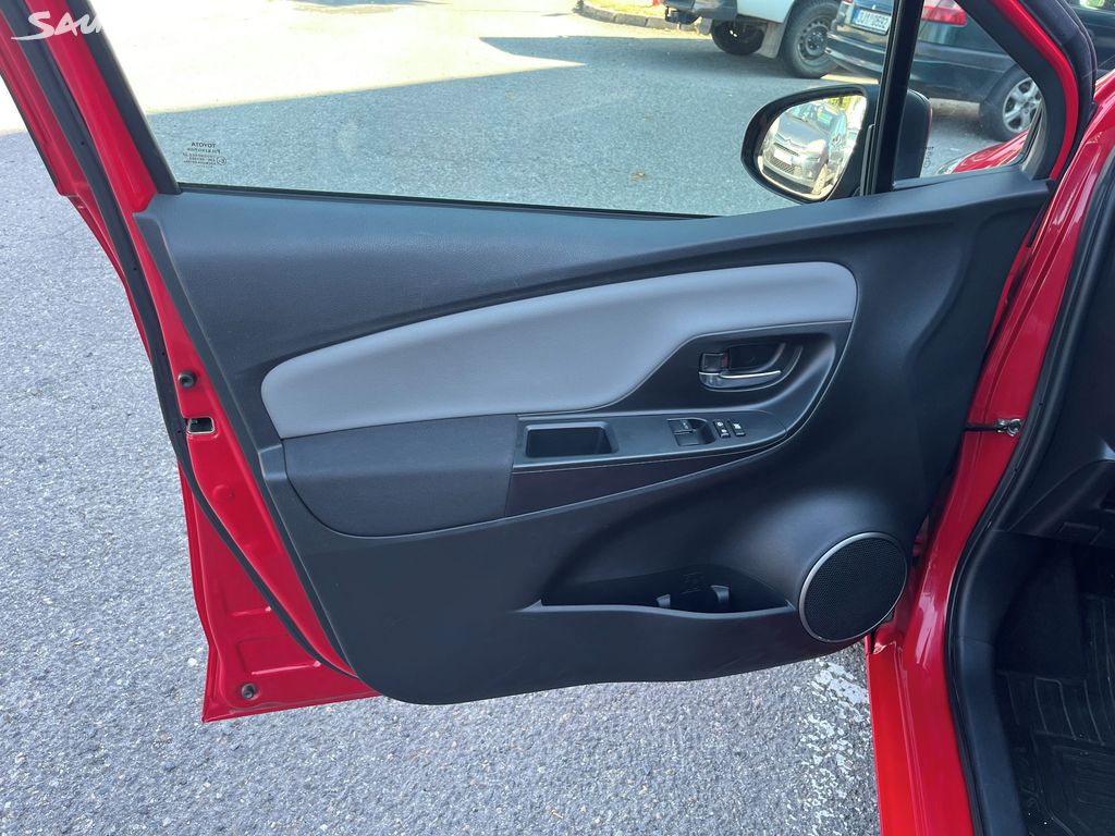 Toyota Yaris, fotka 7