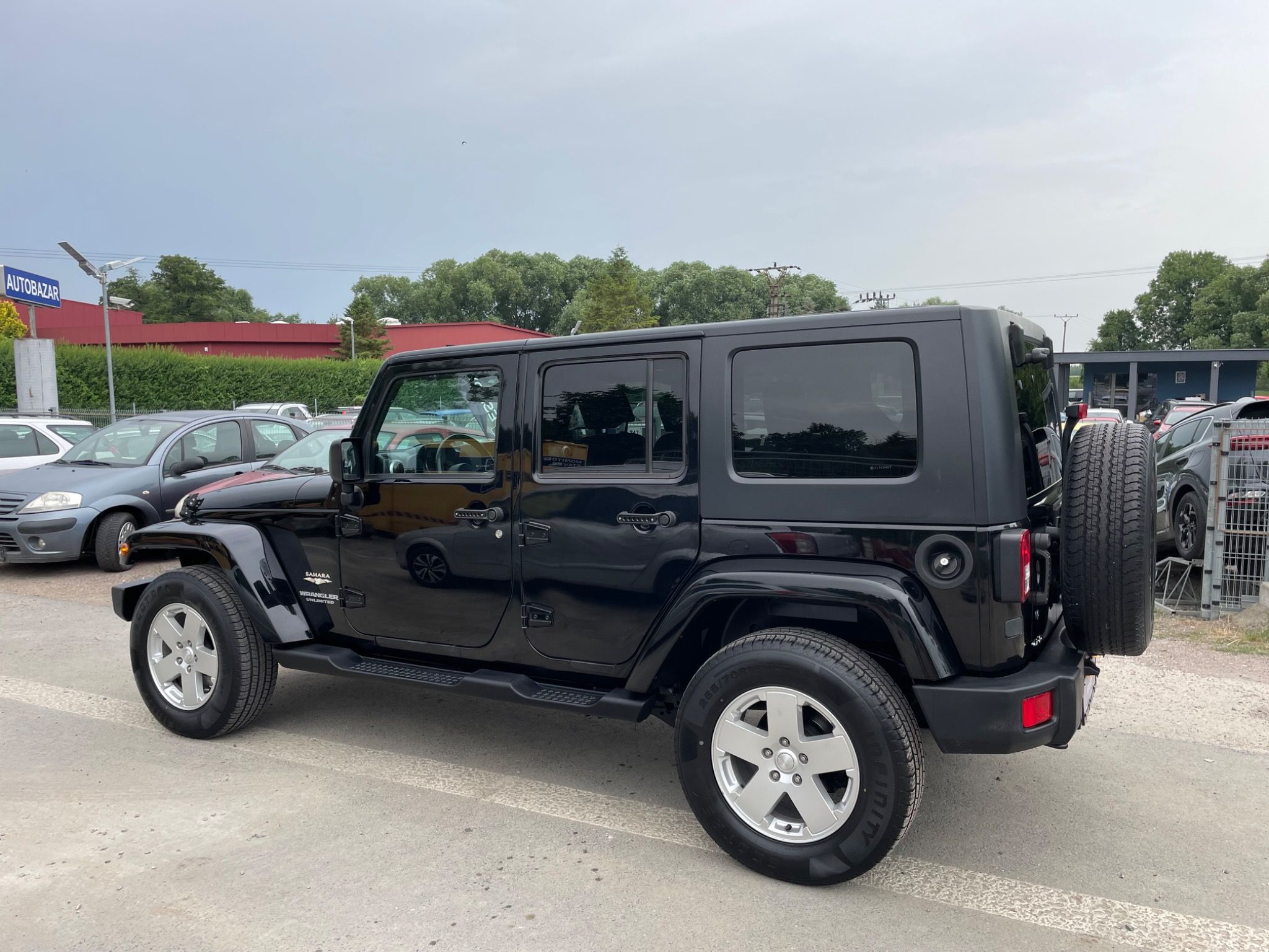 Jeep Wrangler, 2.8 CRD UNLIMITED SAHARA - fotka 2