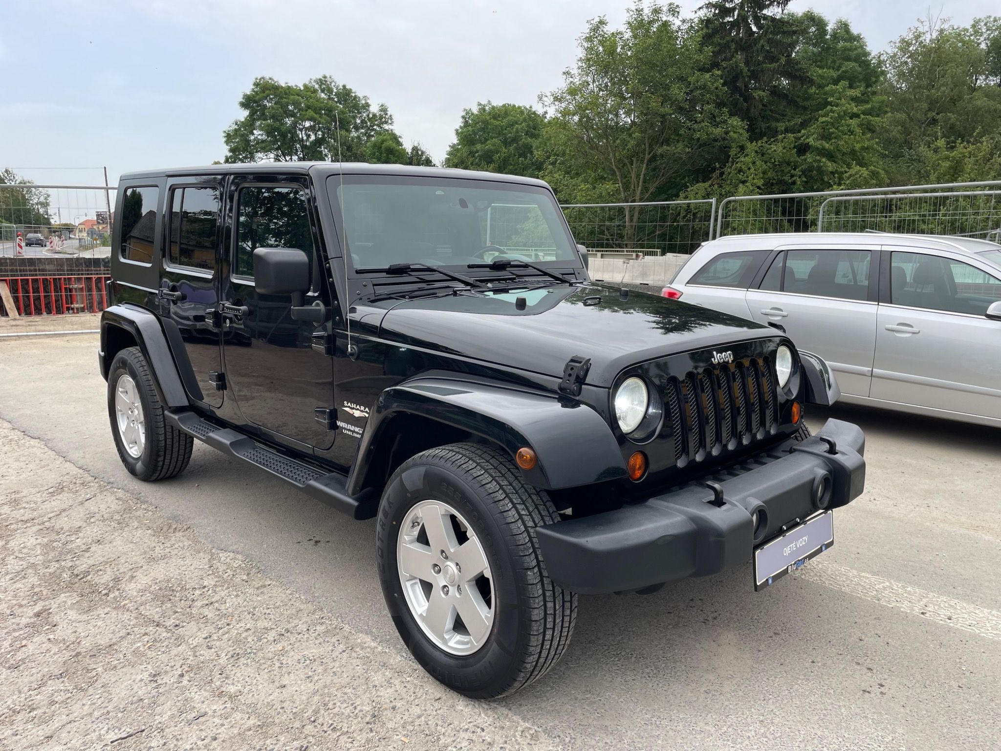 Jeep Wrangler, 2.8 CRD UNLIMITED SAHARA - fotka 4