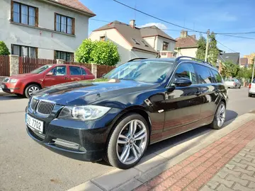 BMW Řada 3, BMW 325xi 160Kw