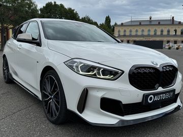 M135i xDRIVE M PERFORMANCE