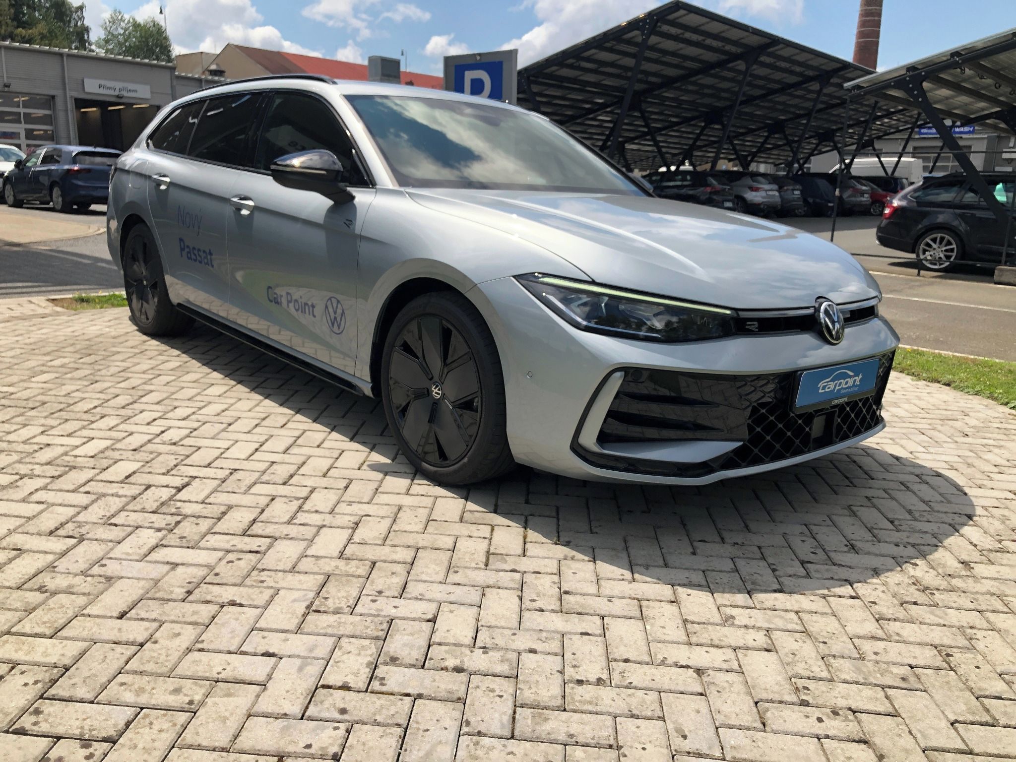 Volkswagen Passat, R-line,panorama,harman kardon - fotka 3