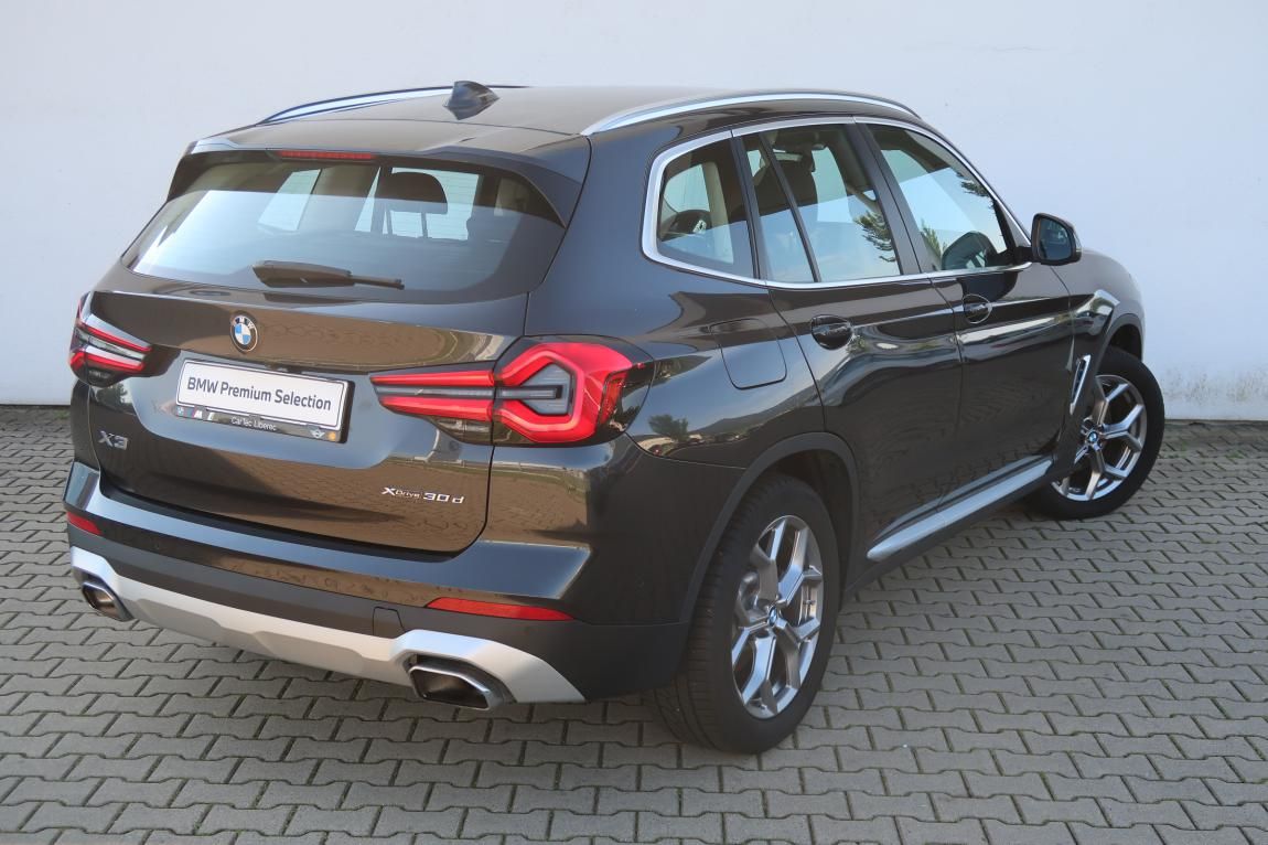 BMW X3, xDrive30d - fotka 3