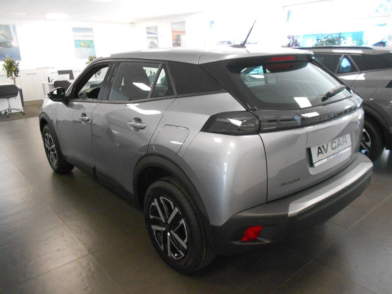 Peugeot 2008, ACTIVE PureTech 100 S&S MAN6 - fotka 3
