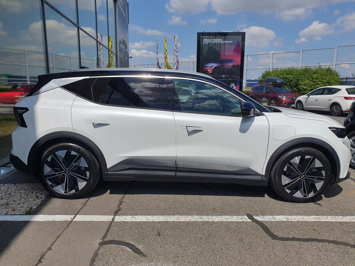 Renault Scénic, techno 220 k long range - fotka 4