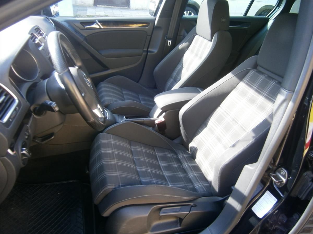 Volkswagen Golf, 2,0 TDI  GTD 125 KW - fotka 6