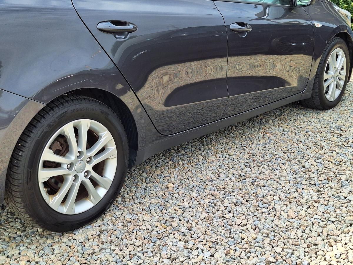 Kia Cee´d, 1,6CRDi 1. majitel, SERVISKA - fotka 5