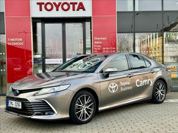 2,5 Hybrid Executive VIP