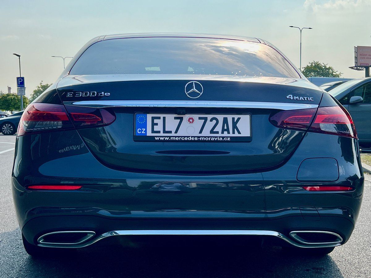Mercedes-Benz Třídy E, 300 de 4MATIC AMG linie - fotka 4