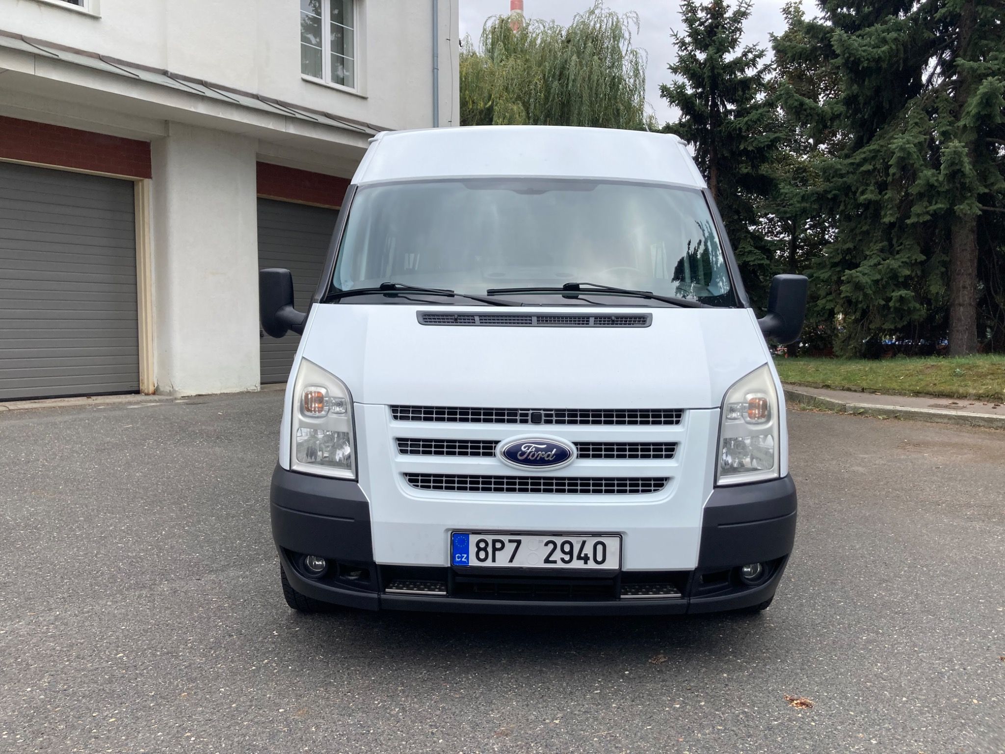 Ford Transit, 2.2TDCi 74kW T300 9míst Klima - fotka 4