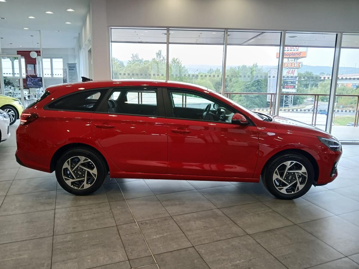 Hyundai i30, 1,0 T-GDI GO Czech! - fotka 2