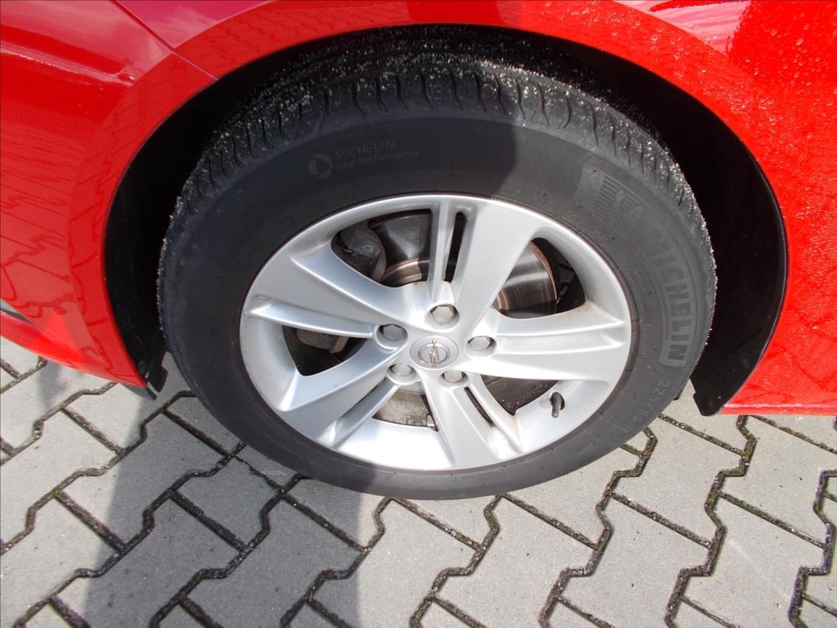 Opel Insignia, 2,0 CDTi AT 125kW Dynamic Spor - fotka 6