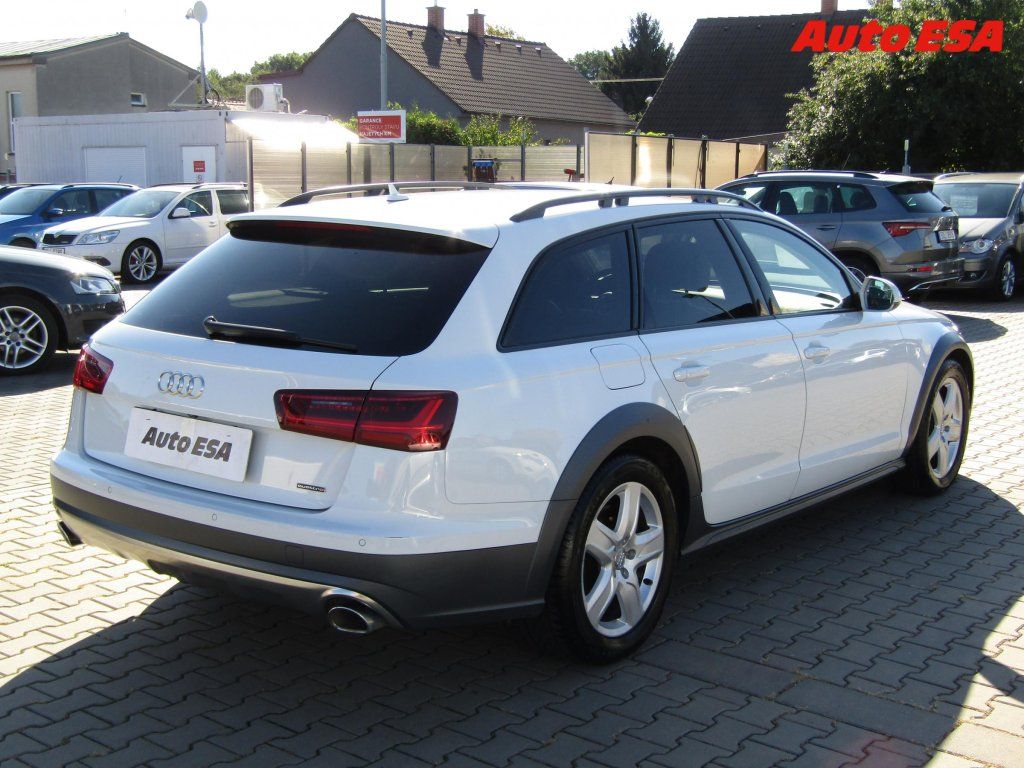 Audi A6 allroad, 3.0TDi Quattro,ČR,AT,TZ - fotka 4