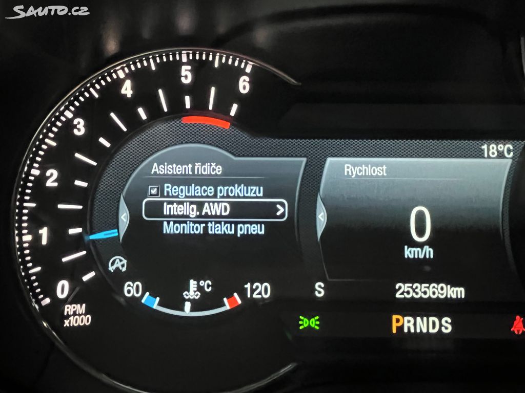 Ford Mondeo, fotka 26