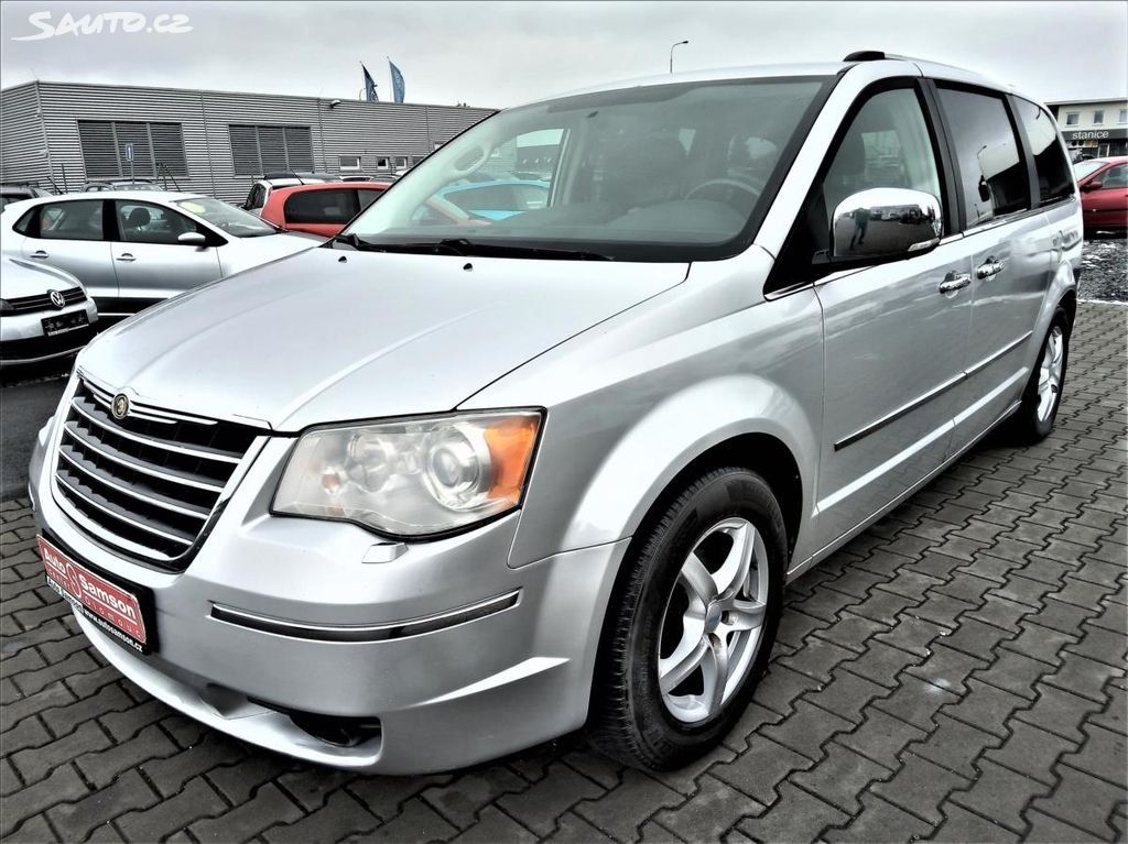 Chrysler Grand Voyager, 2,8CRDi GPS NAV-7MÍST* AUTOMAT