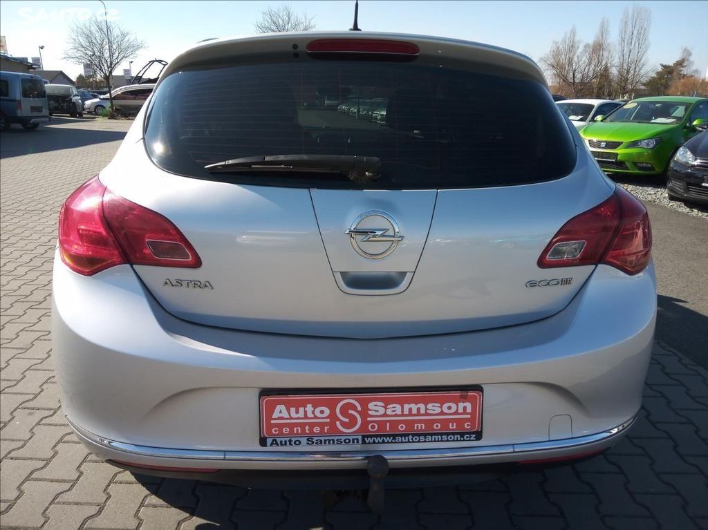 Opel Astra, 1,3 CDTi *ECOFLEX*KLIMATIZACE* - fotka 6
