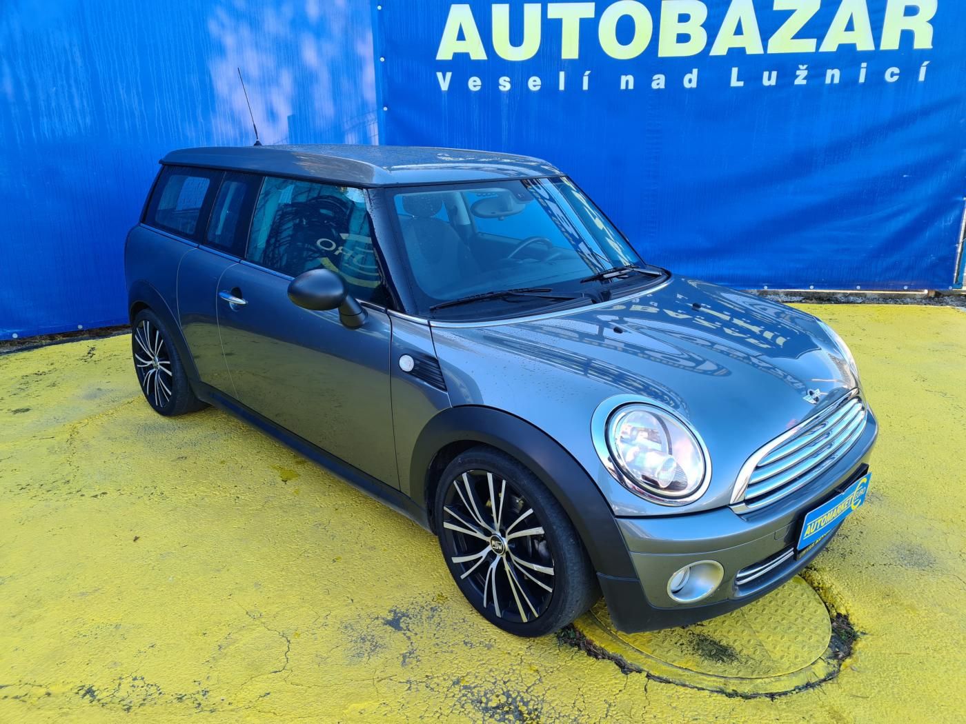 Mini Clubman, 1,6 72KW - fotka 3