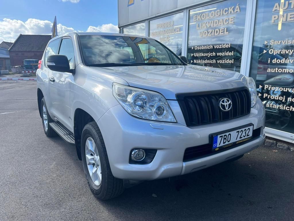 Toyota Land Cruiser, 3,0 D J15TM 4X4 SERVIS TOYOTA - fotka 4