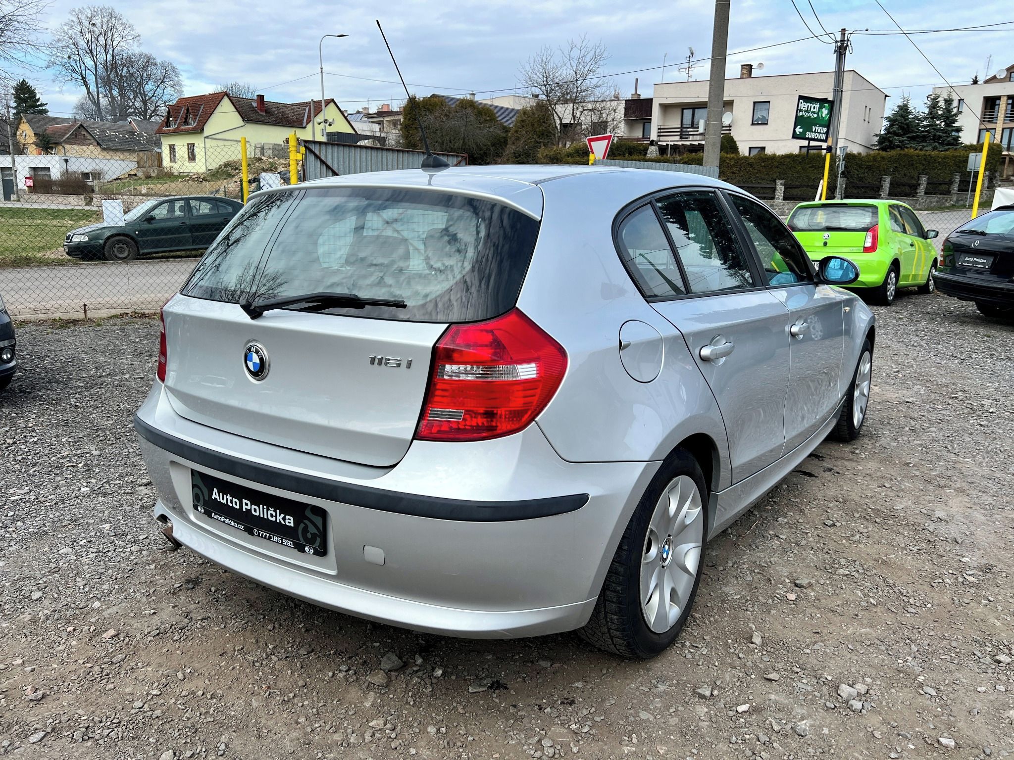 BMW Řada 1, 116i 90kW Klima,Výhřevy,Servis - fotka 5