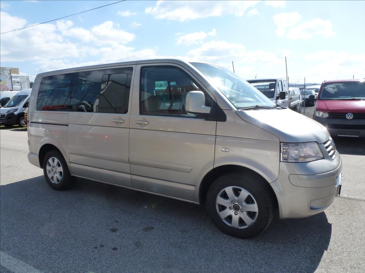 Volkswagen Multivan, 2,5 TDI - fotka 5